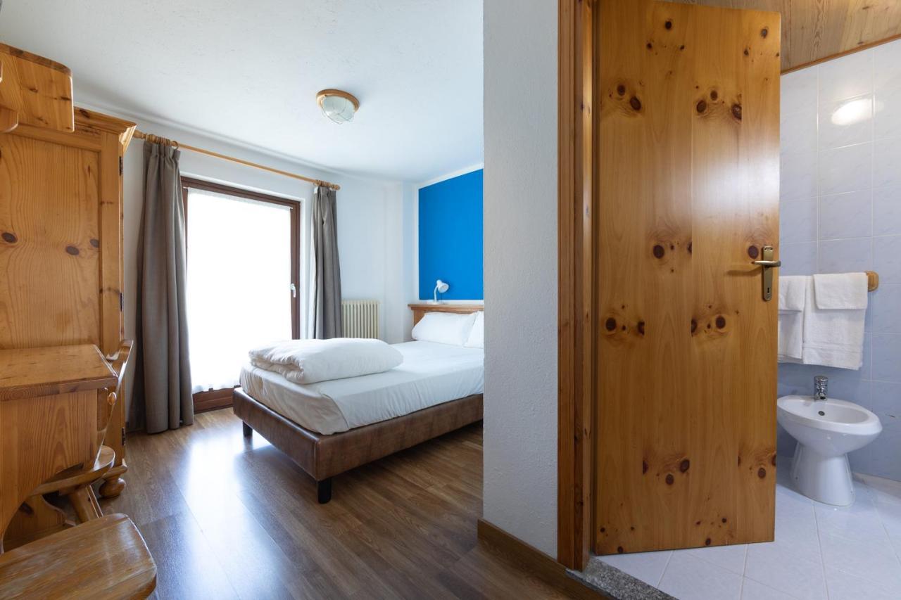 Hotel Meuble' Joli เบรยล์-แชร์วิเนีย ภายนอก รูปภาพ